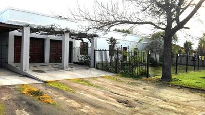 House For Sale in Prince Alfred Hamlet, Prince Alfred Hamlet