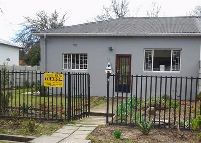 Semi-detached For Sale in Ceres, Ceres